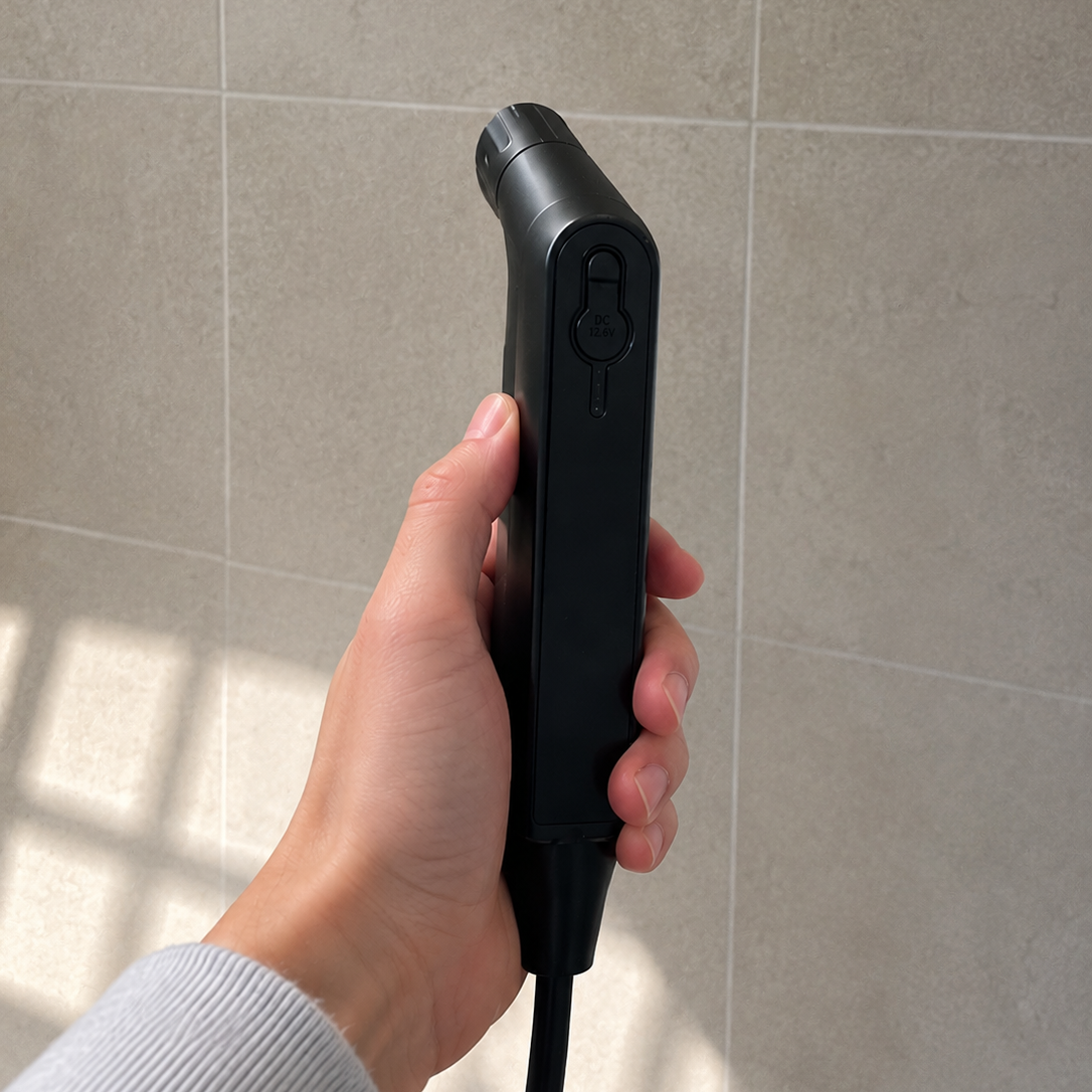 Flexibidet Dark draagbare bidet met handsproeier voor hygienische waterreiniging